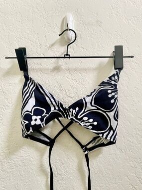 Pualani Hawaii Bikini Halter Top + Cross Back - Black & White Floral - Size XS